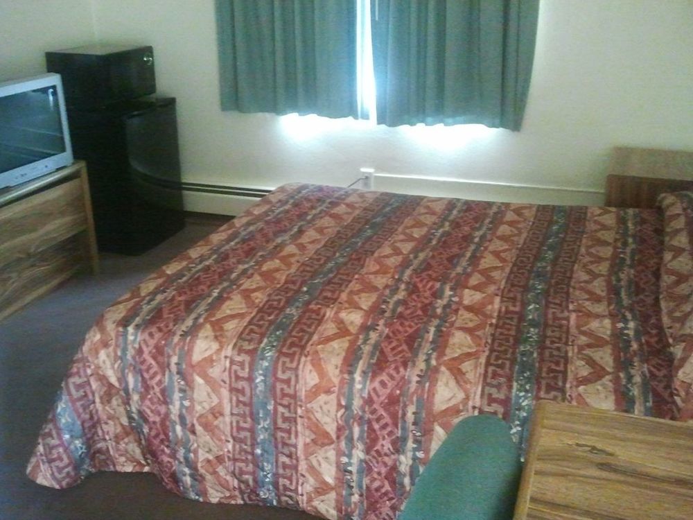 Country Manor Motel Watkins Δωμάτιο φωτογραφία