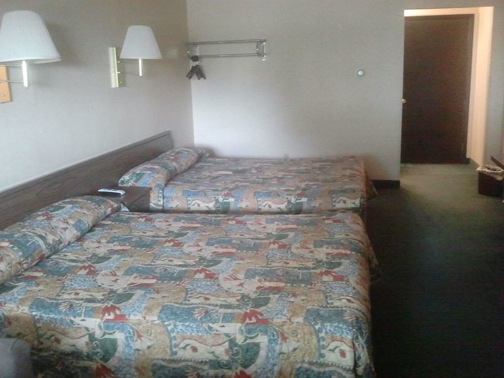 Country Manor Motel Watkins Δωμάτιο φωτογραφία