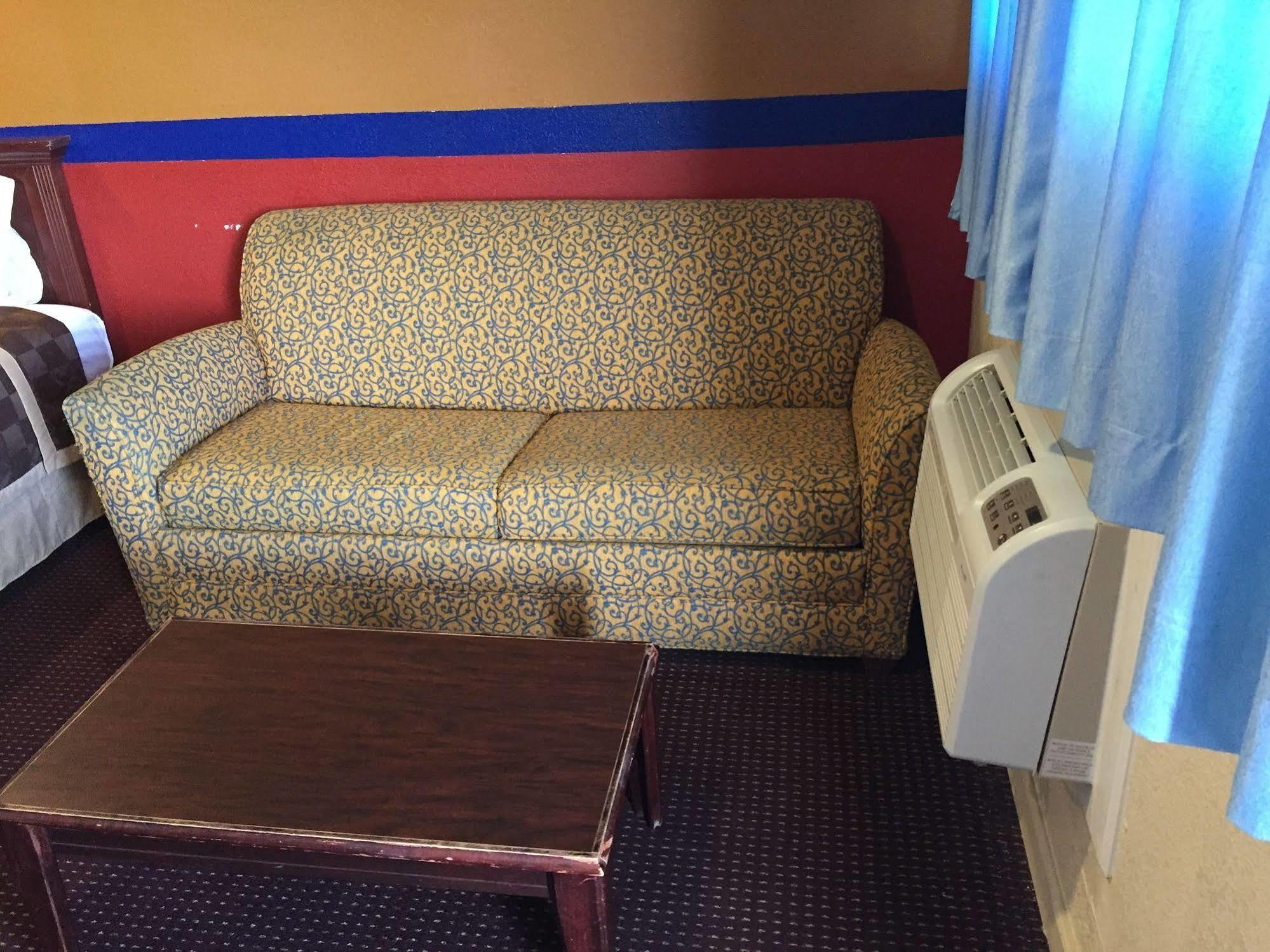 Country Manor Motel Watkins Εξωτερικό φωτογραφία